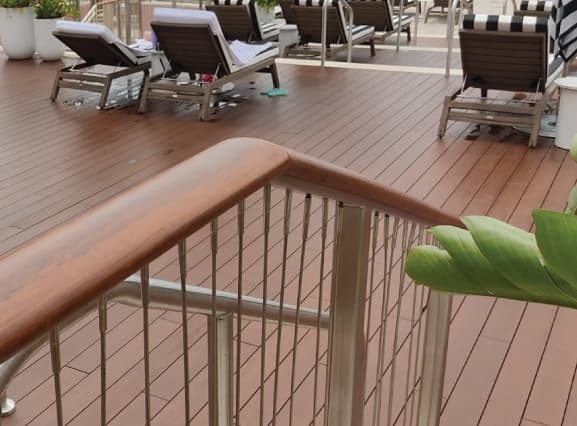 Tips for Choosing a Deck Railing System and Materials